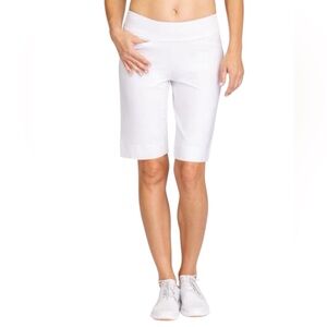 Tail Women's White Shorts Mulligan Golf 21" Shorts -‎ Chalk White size 8 (4014)